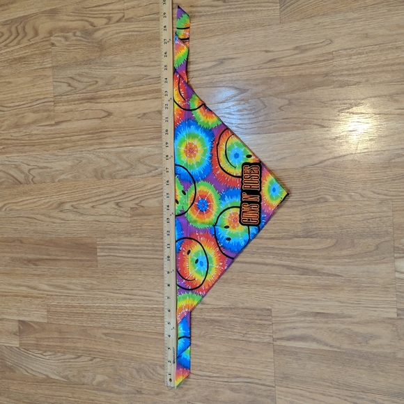 Guns N' Roses Dog Bandana - Picture 5 of 6